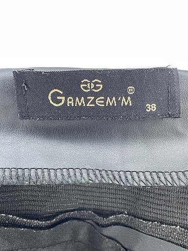 38 Beden siyah Renk Vintage Love Midi Etek %70 İndirimli.