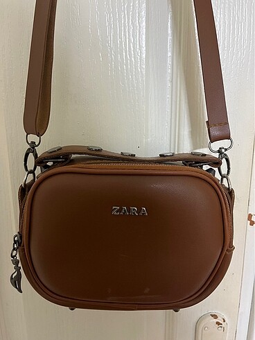 Zara çanta