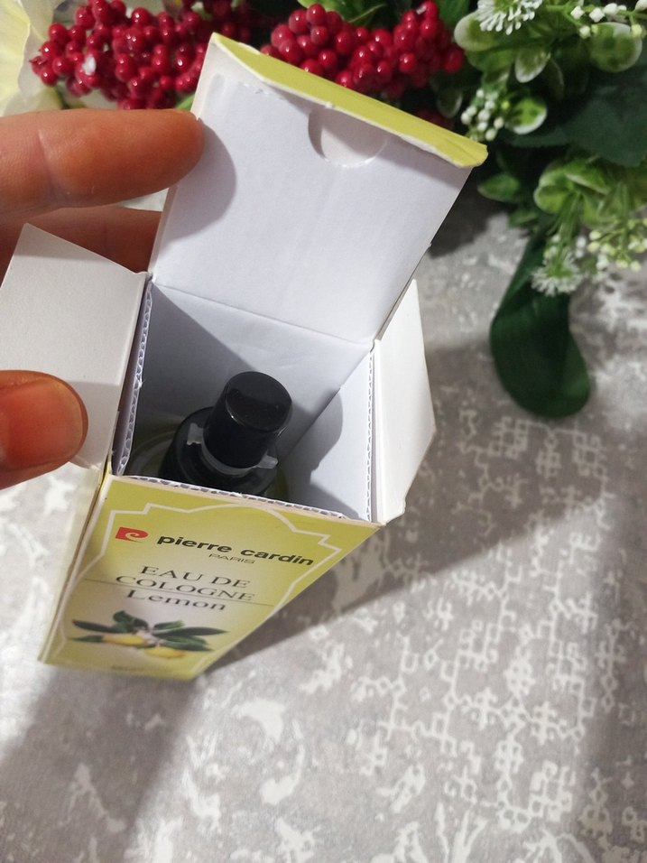 Pierre Cardin Lemon Kadın Kolonyası 80° - Görsel 4