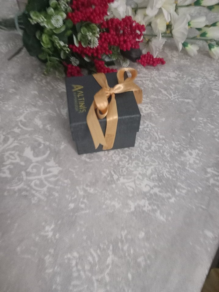 Altın Renkli Kadın Kol Düğmesi Hediyesi - Görsel 2