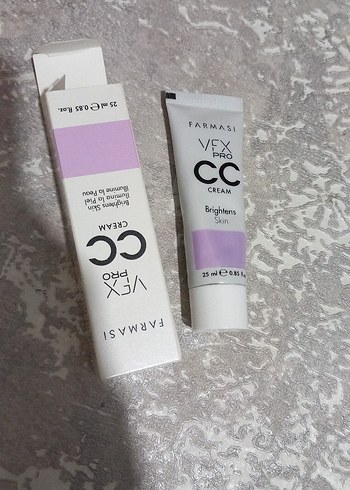 Farmasi CC Krem Beyaz-Gri Ambalaj - Görsel 3