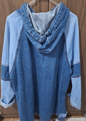 Kapüşonlu Düğmeli Mavi Denim Ceket - Görsel 4