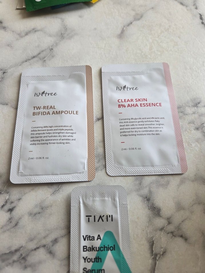 isnttree Bifida Ampul ve 8% AHA Essansı & Vita A Bakuchiol Serum - Görsel 2