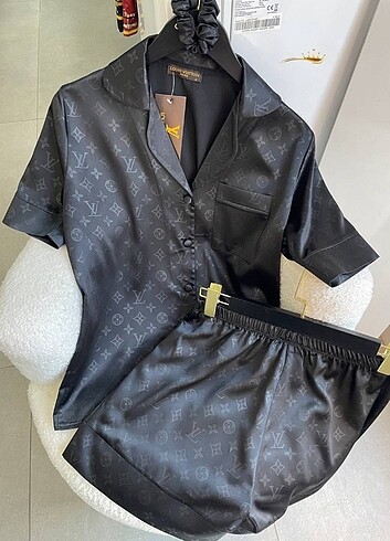 Louis Vuitton BAYAN TAKIM 