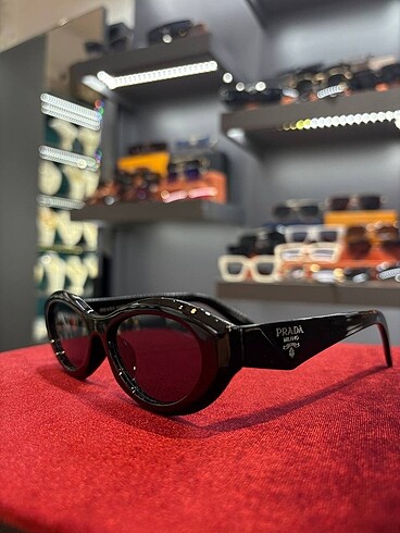 Prada ithal güneş gözlüğü