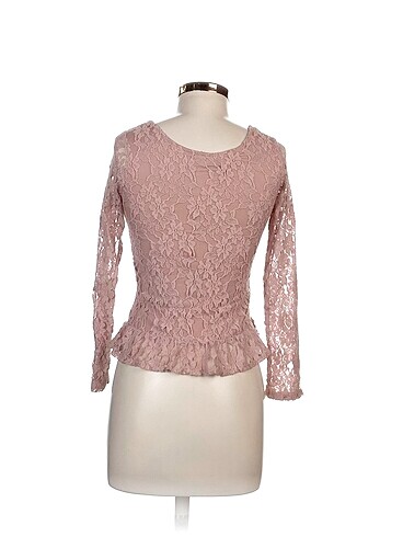 s Beden Bershka Bluz %70 İndirimli.