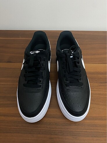 Nike Court Vision Alta