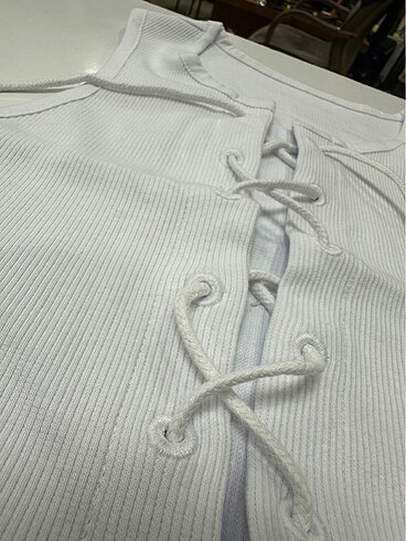 m Beden beyaz Renk ORİJİNAL COTTON CROP TOP