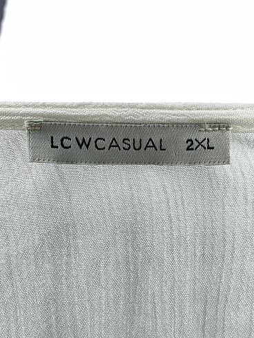 xxl Beden beyaz Renk LC Waikiki Bluz %70 İndirimli.