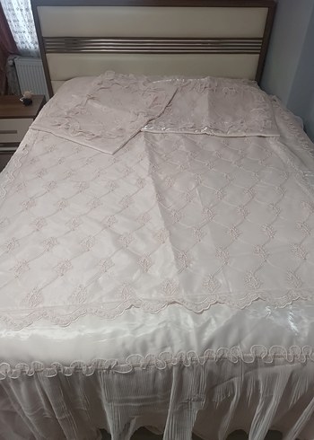 Nakışlı Yatak Örtüsü - Görsel 4