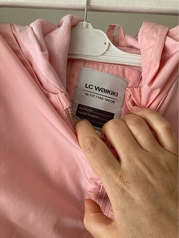 LC Waikiki LCW yağmurluk