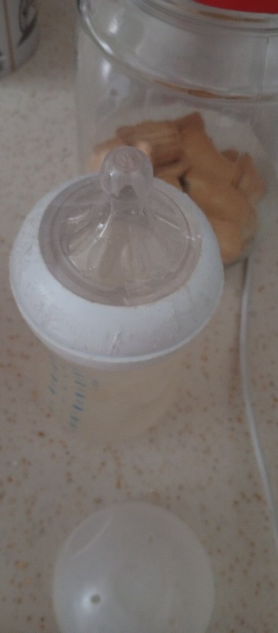 Beyaz Avent Bebek Biberonu - Görsel 4