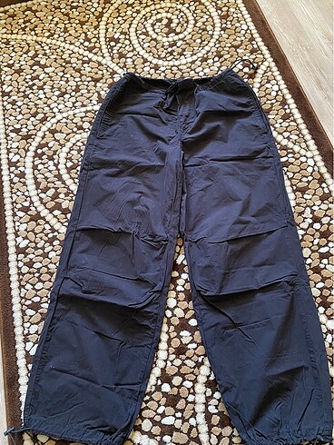 Paraşut pantolon