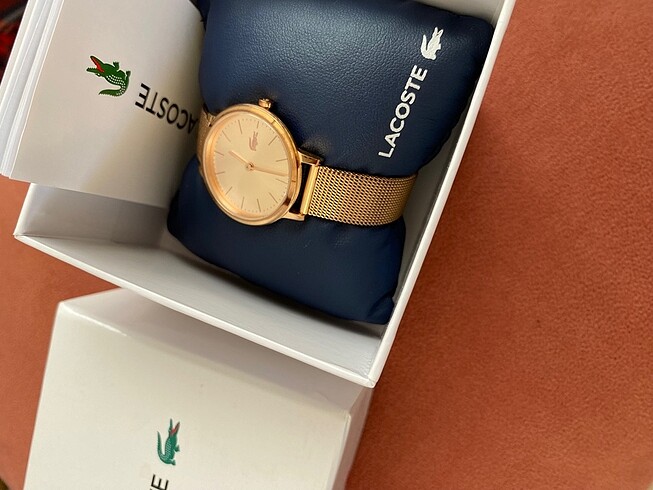 Lacoste altın rengi saat - Görsel 8