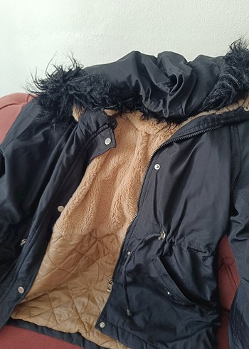 Diğer Kürk Detaylı Siyah Midi Kadın Mont