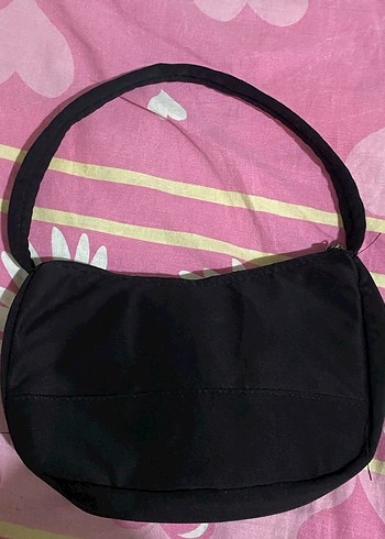 Siyah Fermuarlı Minimalist Kadın Çantası - Görsel 4