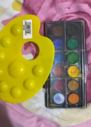 Çok Renkli Suluboya Boya Seti ve Palet - Görsel 3