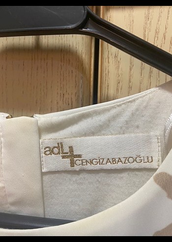 Beyaz Desenli Midi Kolsuz Elbise - Görsel 6