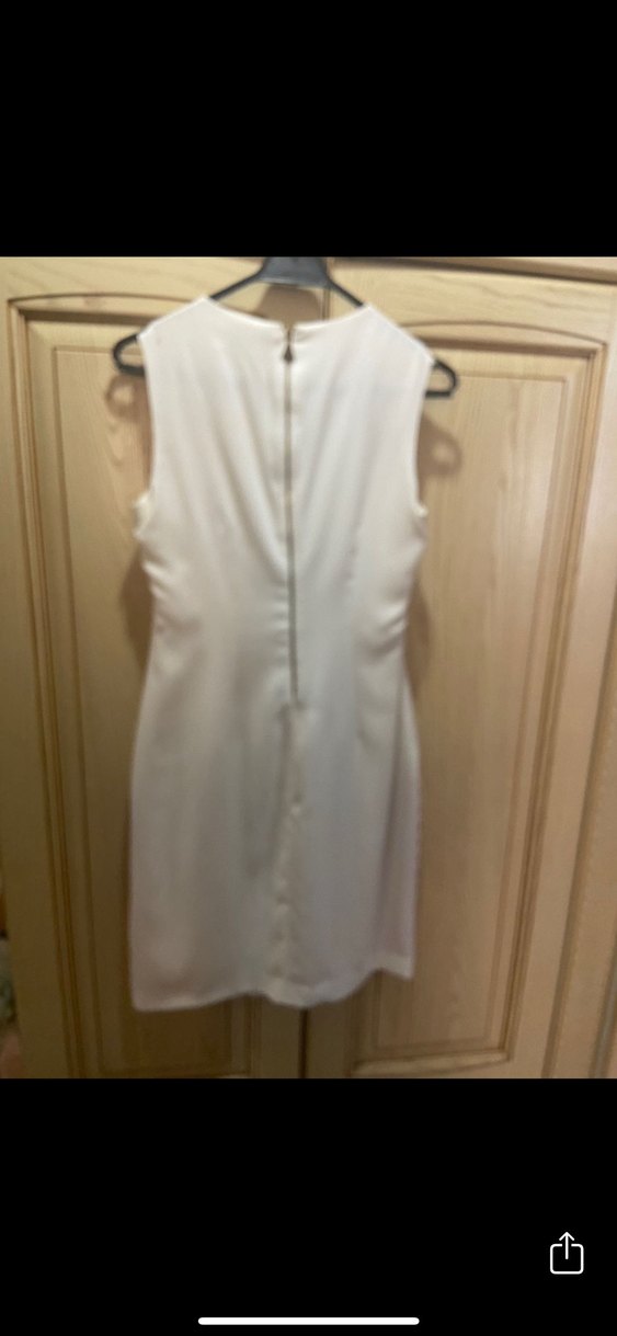 Beyaz Desenli Midi Kolsuz Elbise - Görsel 2