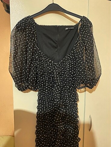 zara benekli mini elbise