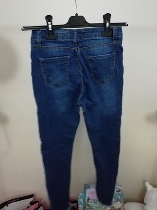 28 Beden işlemeli kot pantolon skinny jean