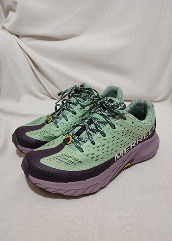 Merrell 37