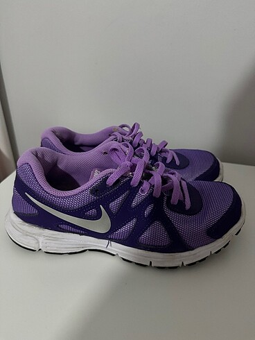 Nike spor ayakkabı