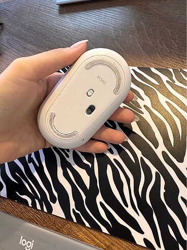 Beden Logitech Mk470 kablosuz klavye set