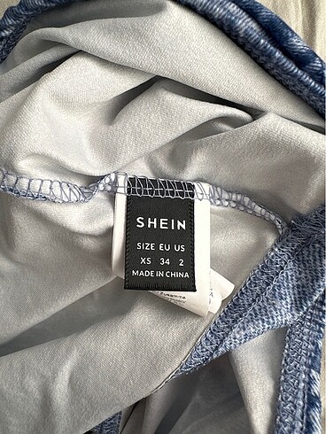 xs Beden Shein crop top