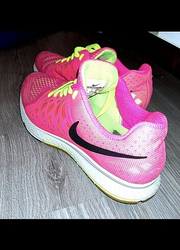 38 Beden pembe Renk Orjinal Nike Ayakkabı