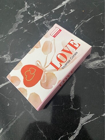 Tütsü konik love