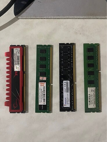 Ddr3 ram ların biri 8GB diğerleri 4GB