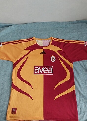 Orijinal adidas galatasaray forma