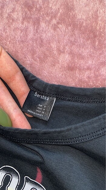 Bershka siyah yarışçı desenli crop