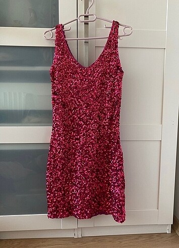 Payetli pembe mini elbise