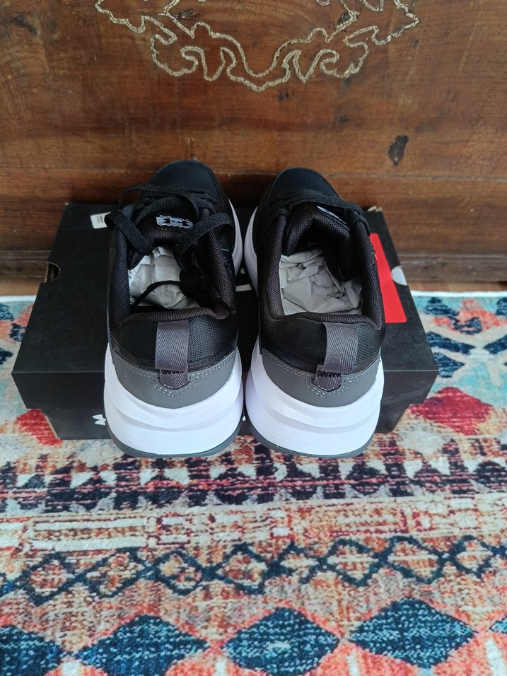 Under Armour UA Charged Edges Spor Ayakkabı 42 - Görsel 3