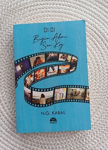  Beden 01.01 Bugün Adımı Sen Koy cep boy kitap