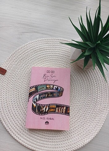 00.00 Biri Sizi Düşünüyor cep boy kitap