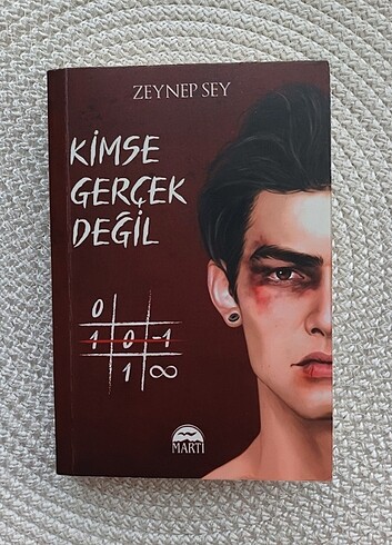  Beden Kimse Gerçek Değil (cep boy)