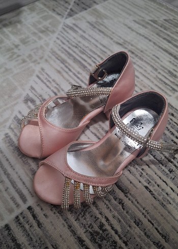 Parlak Pembe Tokalı Kız Çocuk Babet - Görsel 3