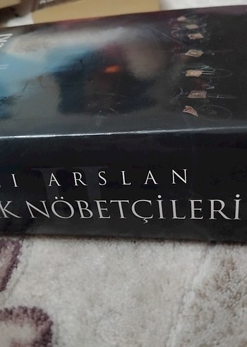 SOKAK NÖBETÇİLERİ ASLI ARSLAN