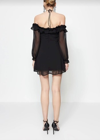 Boyundan Bağlamalı Mini Elbise - Görsel 4