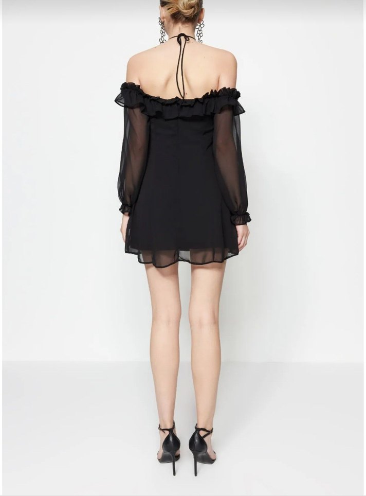 Boyundan Bağlamalı Mini Elbise - Görsel 4