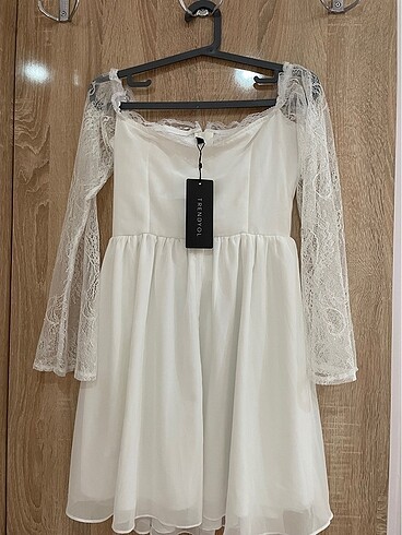 Trendyol & Milla Beyaz mini elbise