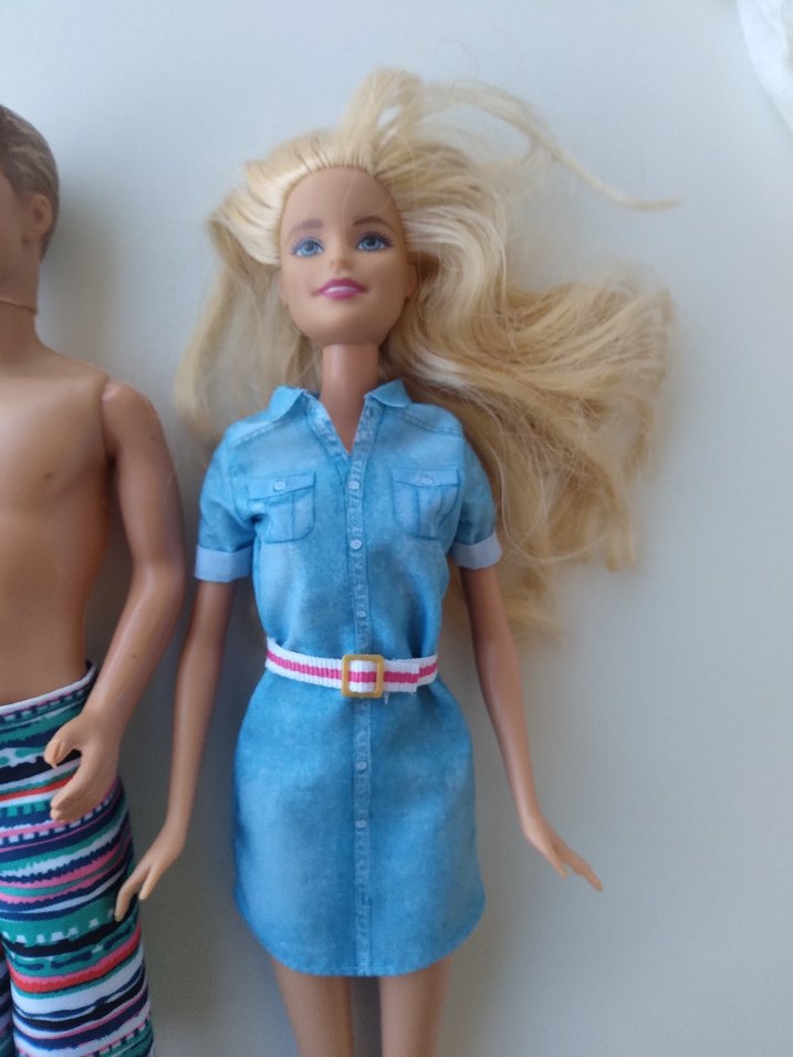 Mavi elbiseli kadın bebek ve erkek bebek barbie - Görsel 4
