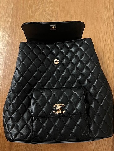  Beden siyah Renk Chanel çanta