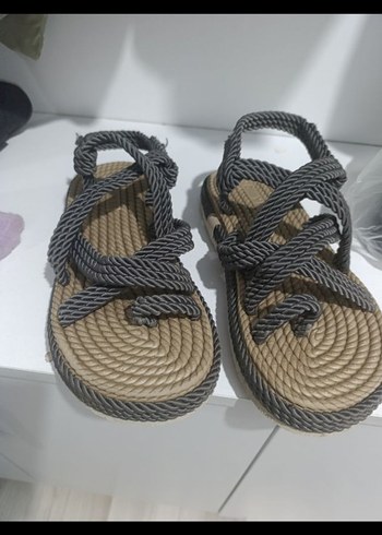 Gri Elastik Dolgu Topuk Kadın Sandalet - Görsel 4