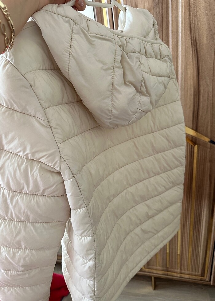 Pull and bear şişme mont - Görsel 4