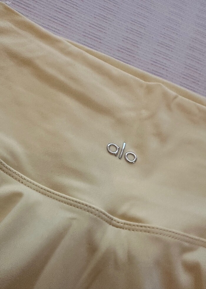 Ola sarı etek etiketli - Görsel 2