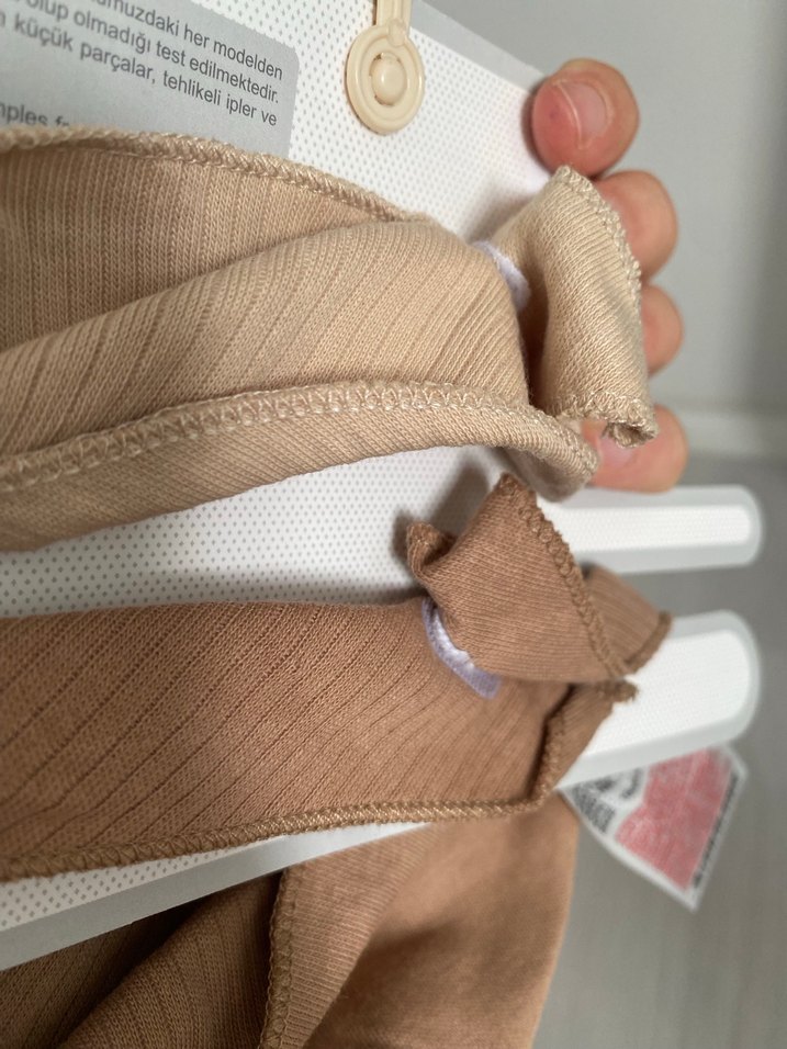 Erkek Çocuk Disney Baskılı Çorap Seti ve mama önlüğü seti - Görsel 4